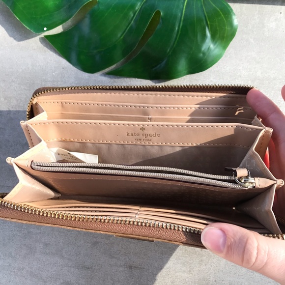 Kate Spade Rialto Place Tan Leather Neda Wallet - Picture 4 of 8